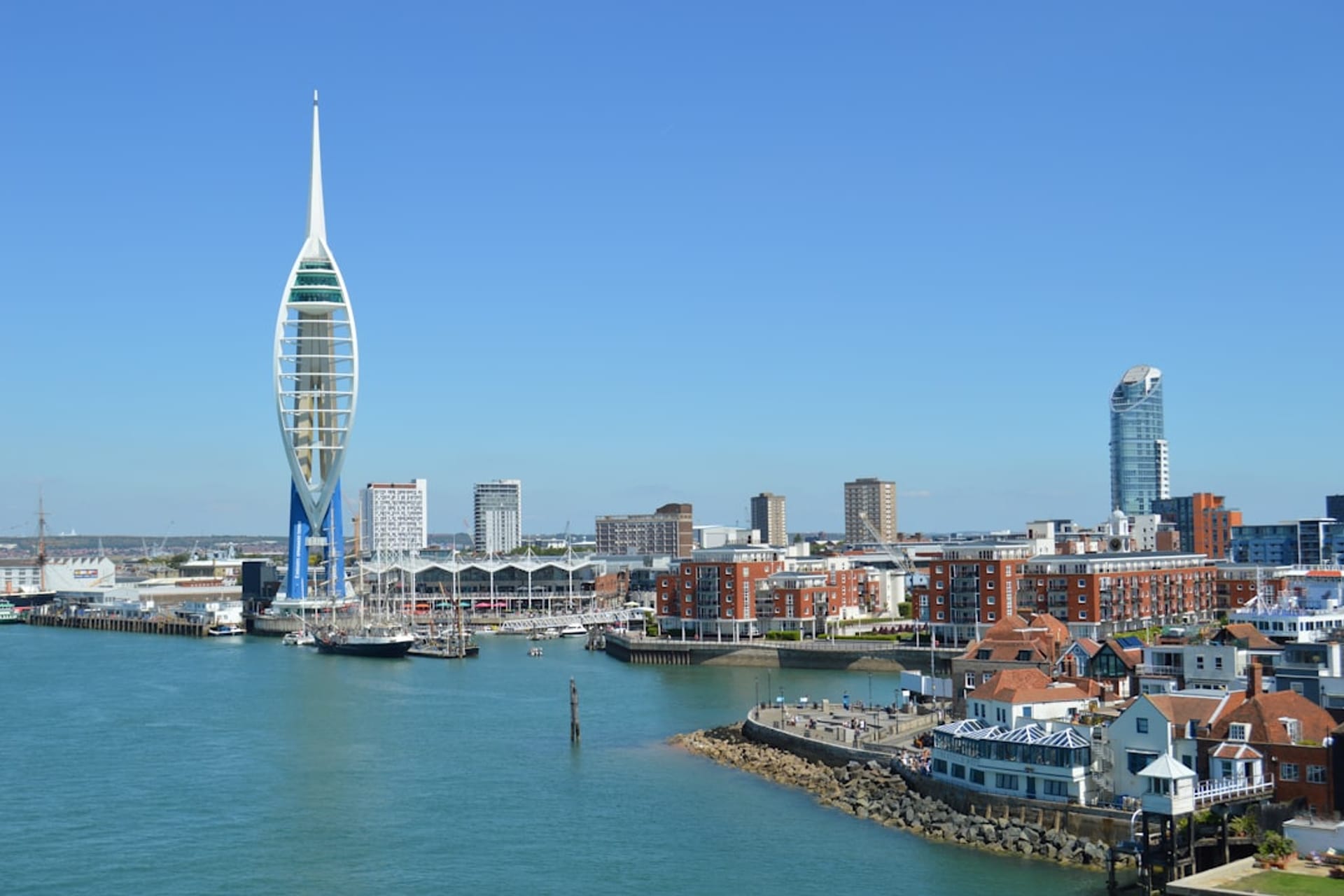 Coach & Minibus Hire Portsmouth